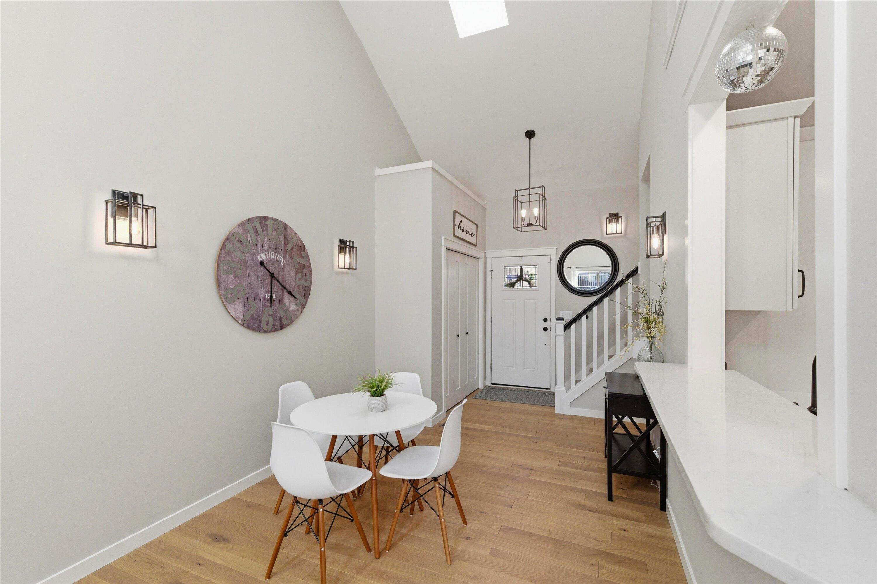 108 E Henry Street 802