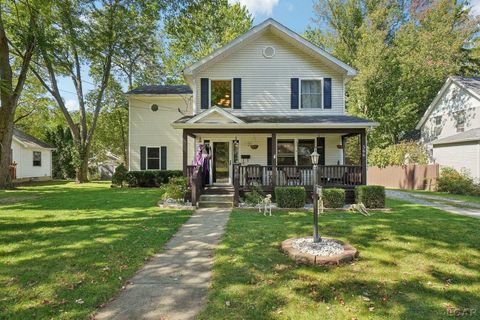 366 Crystal Spring Avenue Adrian City MI 49221