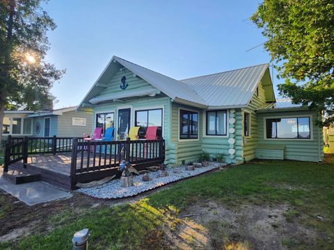 9143 N Lakeshore Drive Grayling Charter Township MI 49738