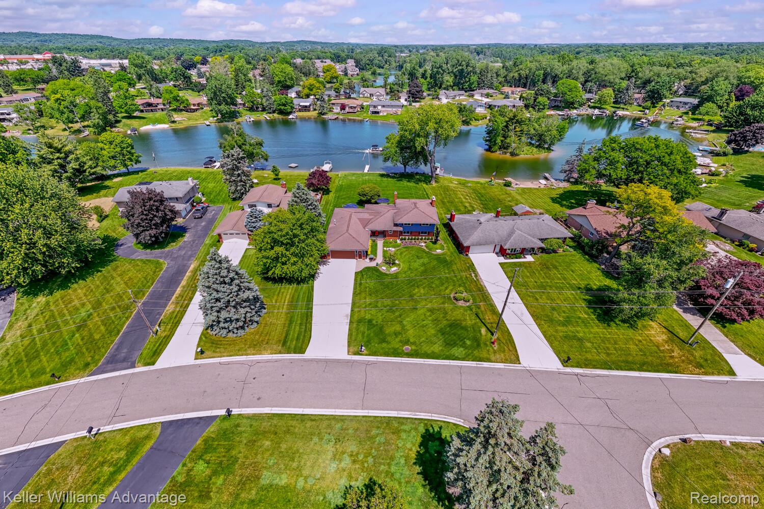 9110 Sandy Ridge Drive