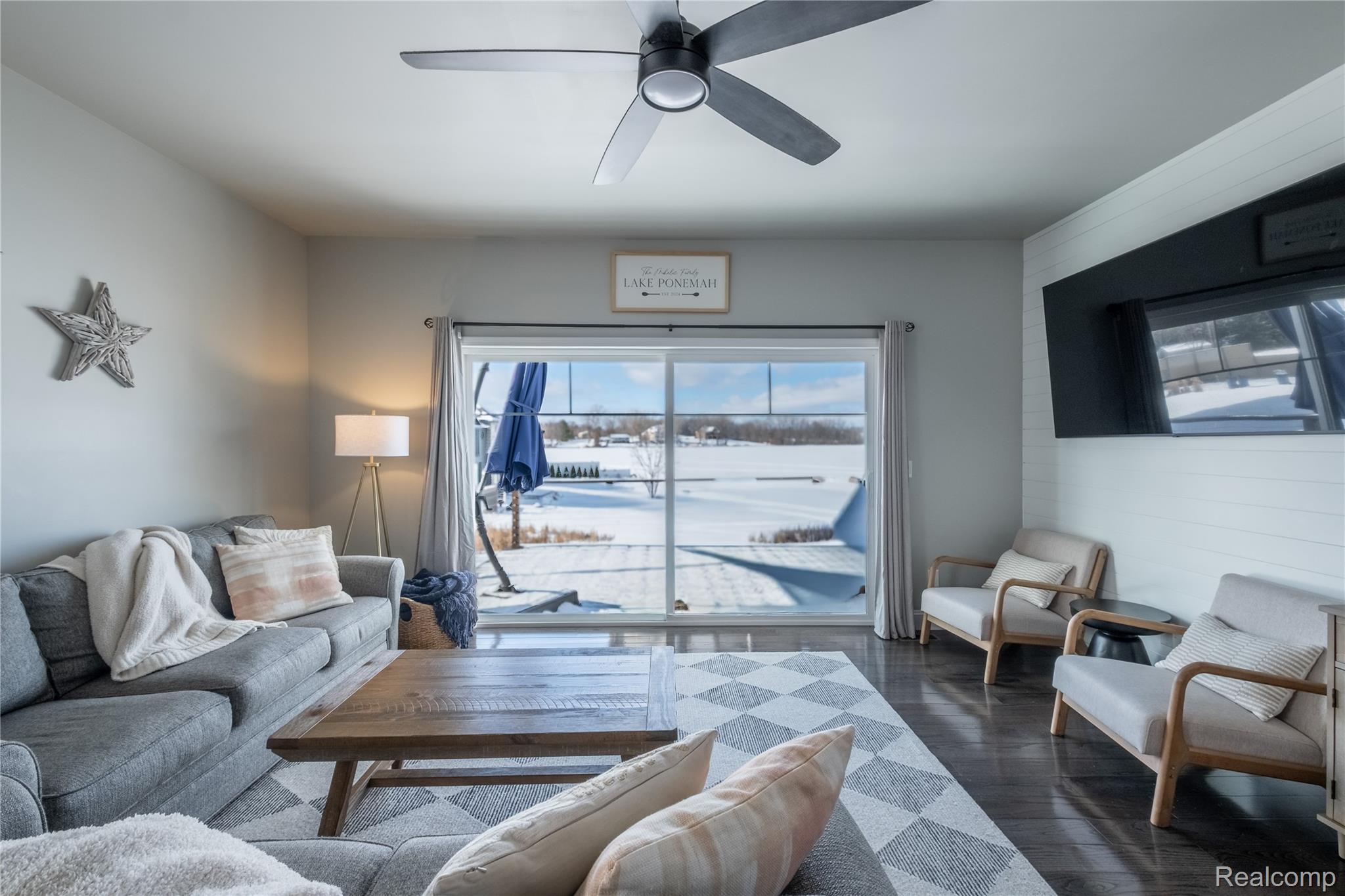 3442 COTTAGE COVE Drive