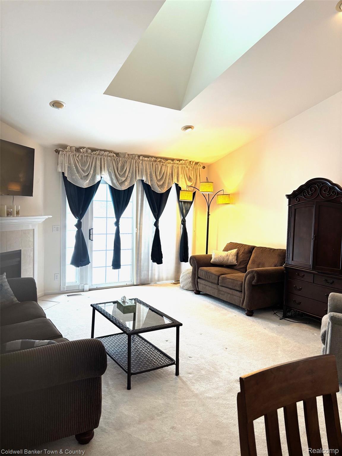 6320 Squire Lake Drive