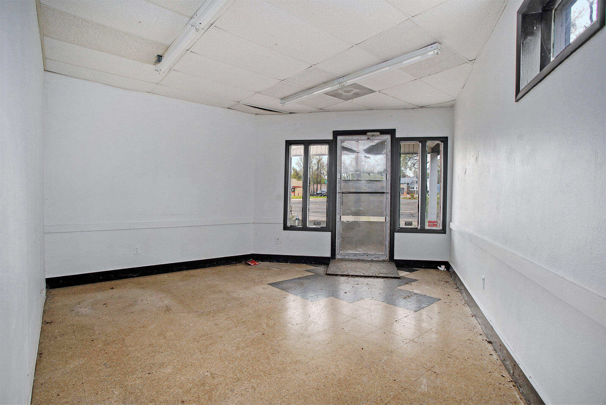 BattleCreekCity_Calhoun, Michigan 49015, United States, ,4 BathroomsBathrooms,Commercial,Active,110435