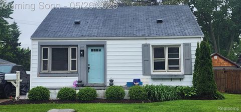 21908 GRAND LAKE Street St Clair Shores City MI 48080