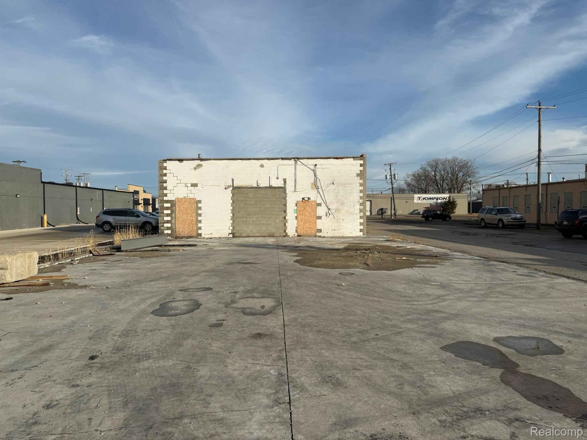 27877 Groesbeck Highway