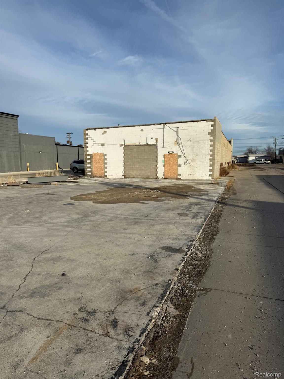 27877 Groesbeck Highway