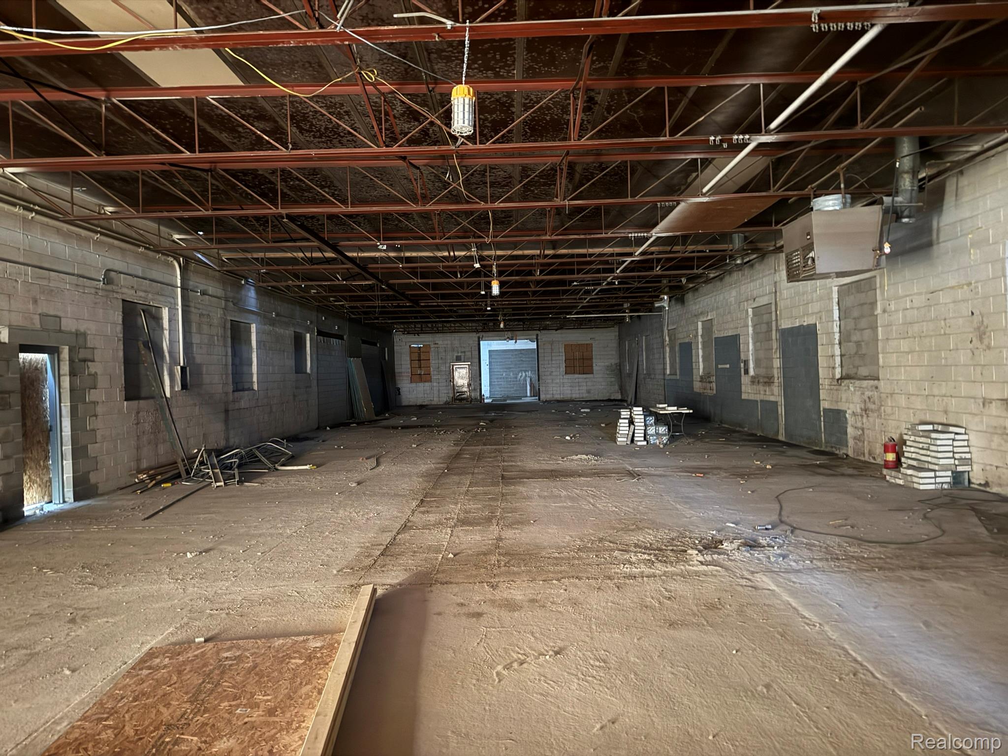 27877 Groesbeck Highway