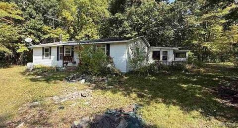 12505 Bueche Road Albee Township MI 48417