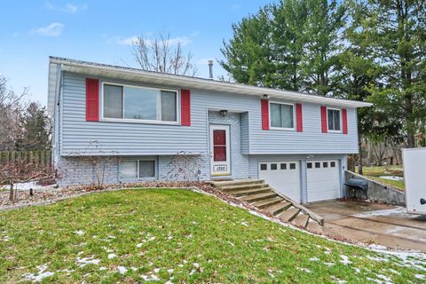 1750 Poplar Path Lincoln Charter Township MI 49127