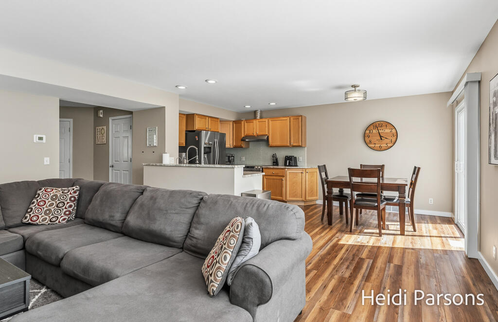 17342 Hazel Street 1