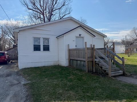 615 Madison Street Saginaw City MI 48602