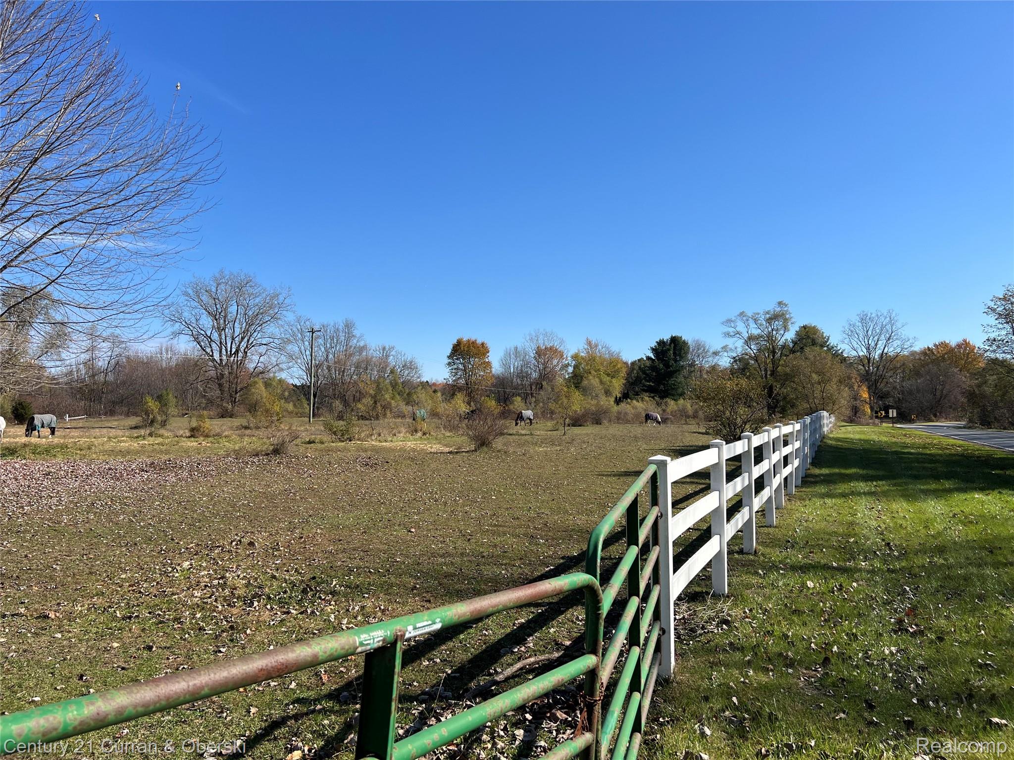 0000 7 Mile Seven Mile Rd