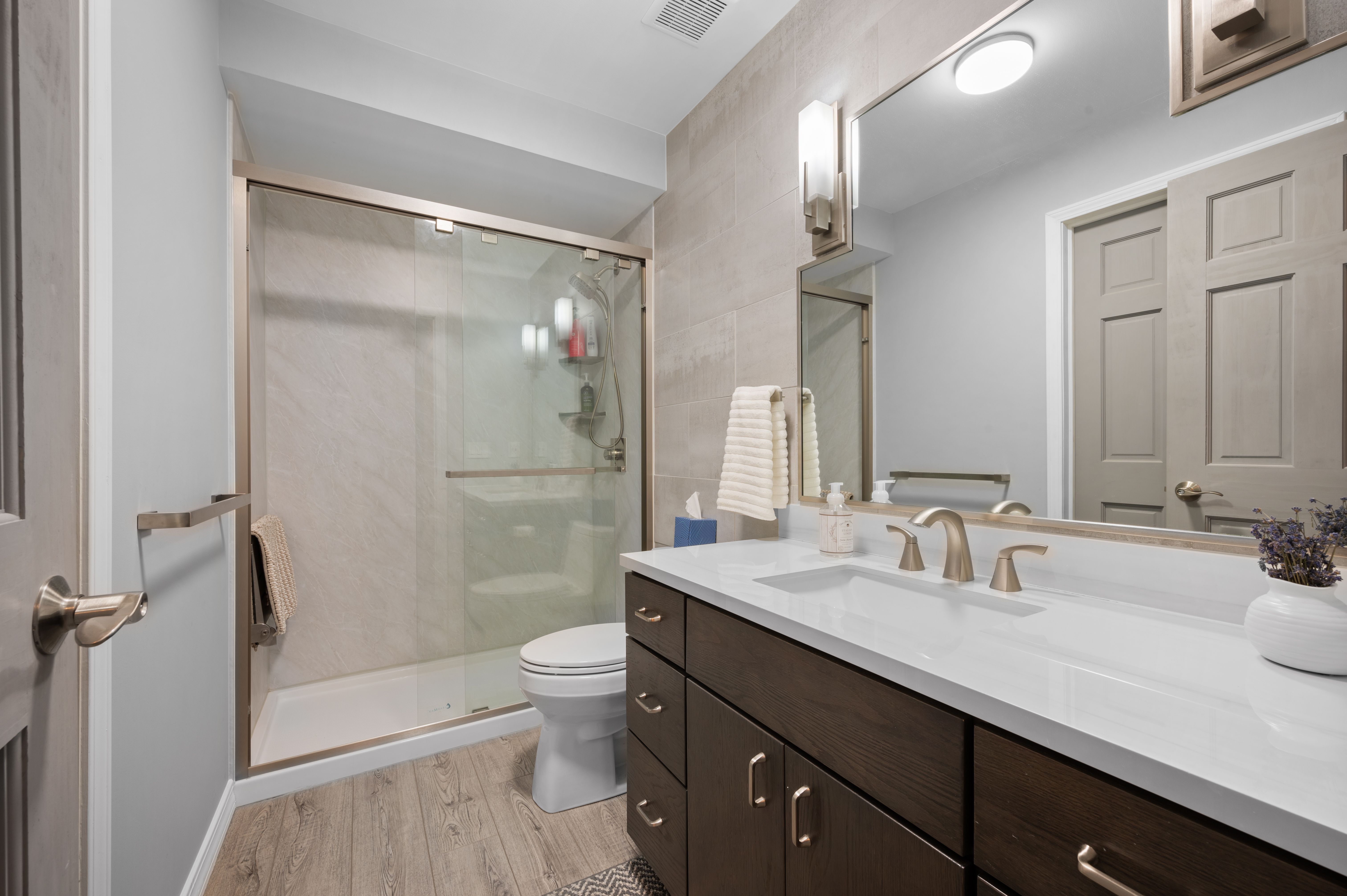 2612 SHADY HOLLOW Drive