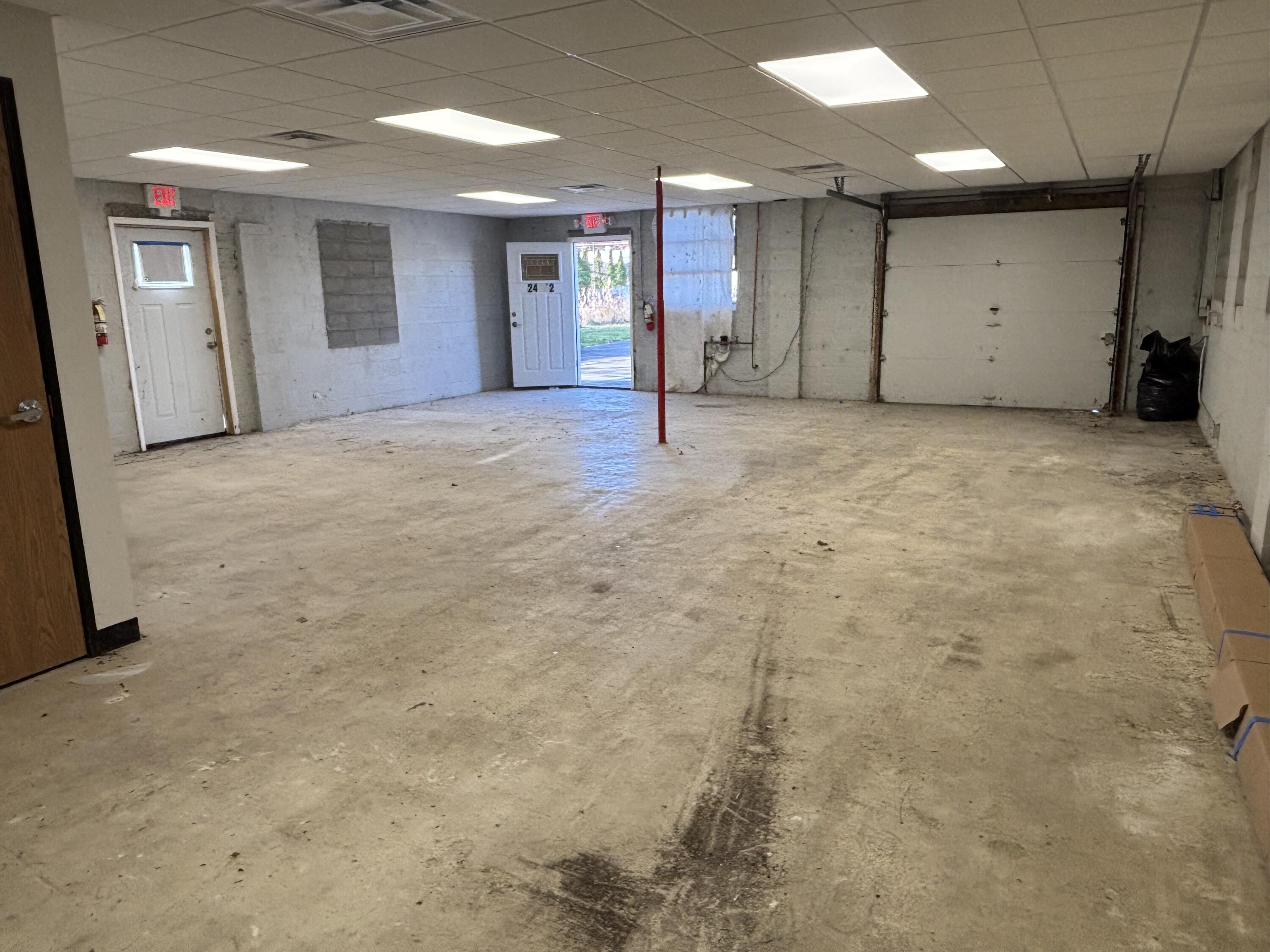 24062 Orchard Lake Road