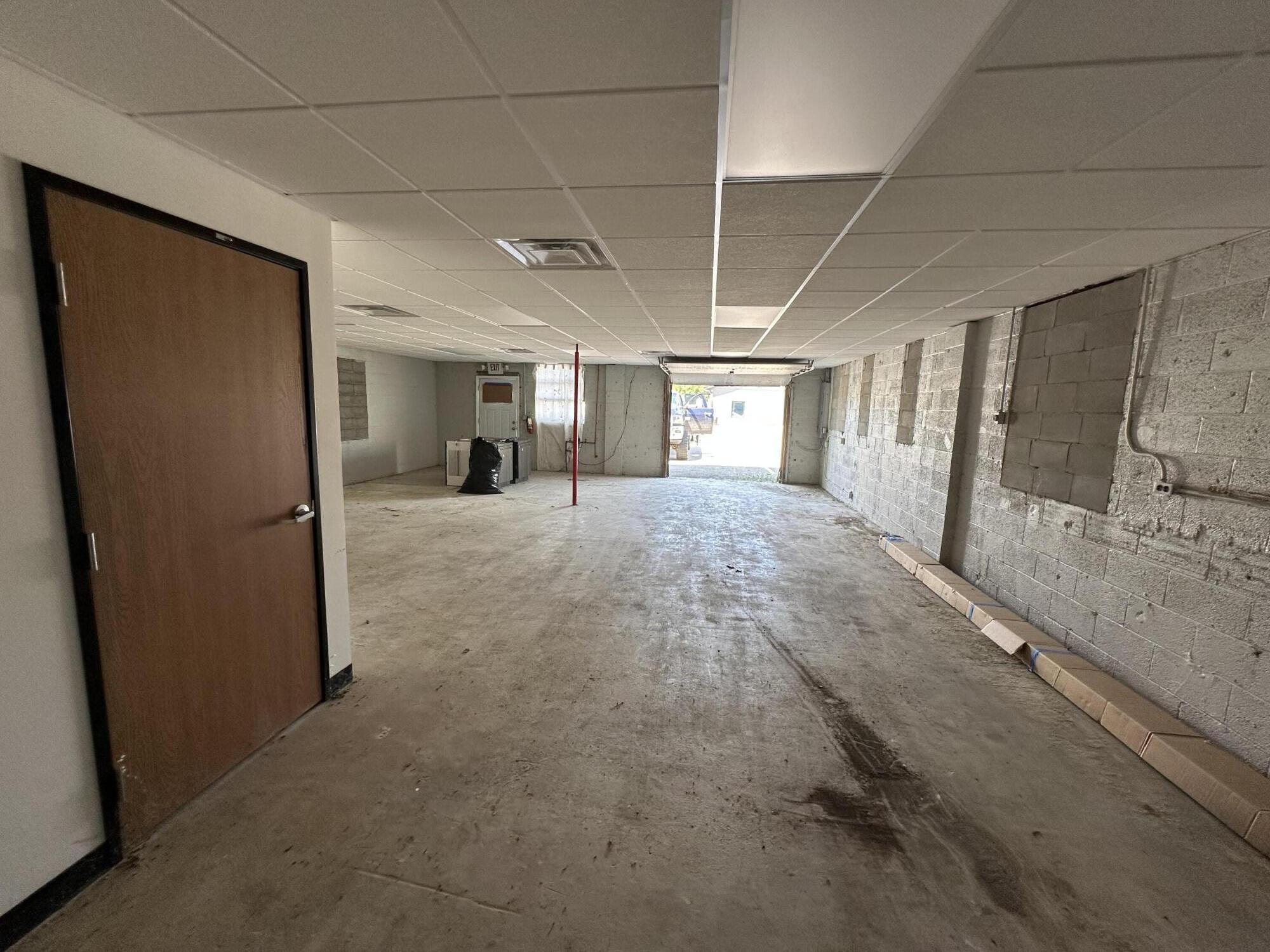 24062 Orchard Lake Road