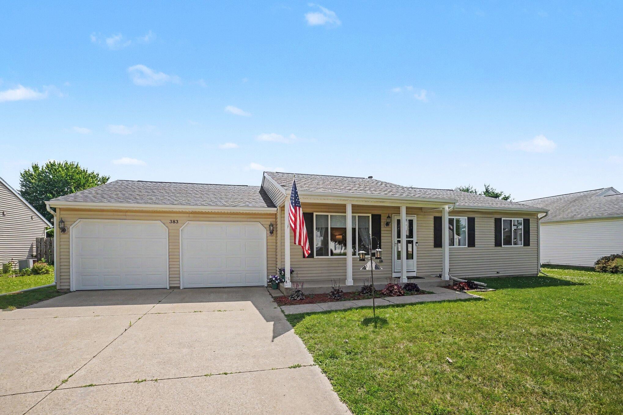 383 Courtney Street