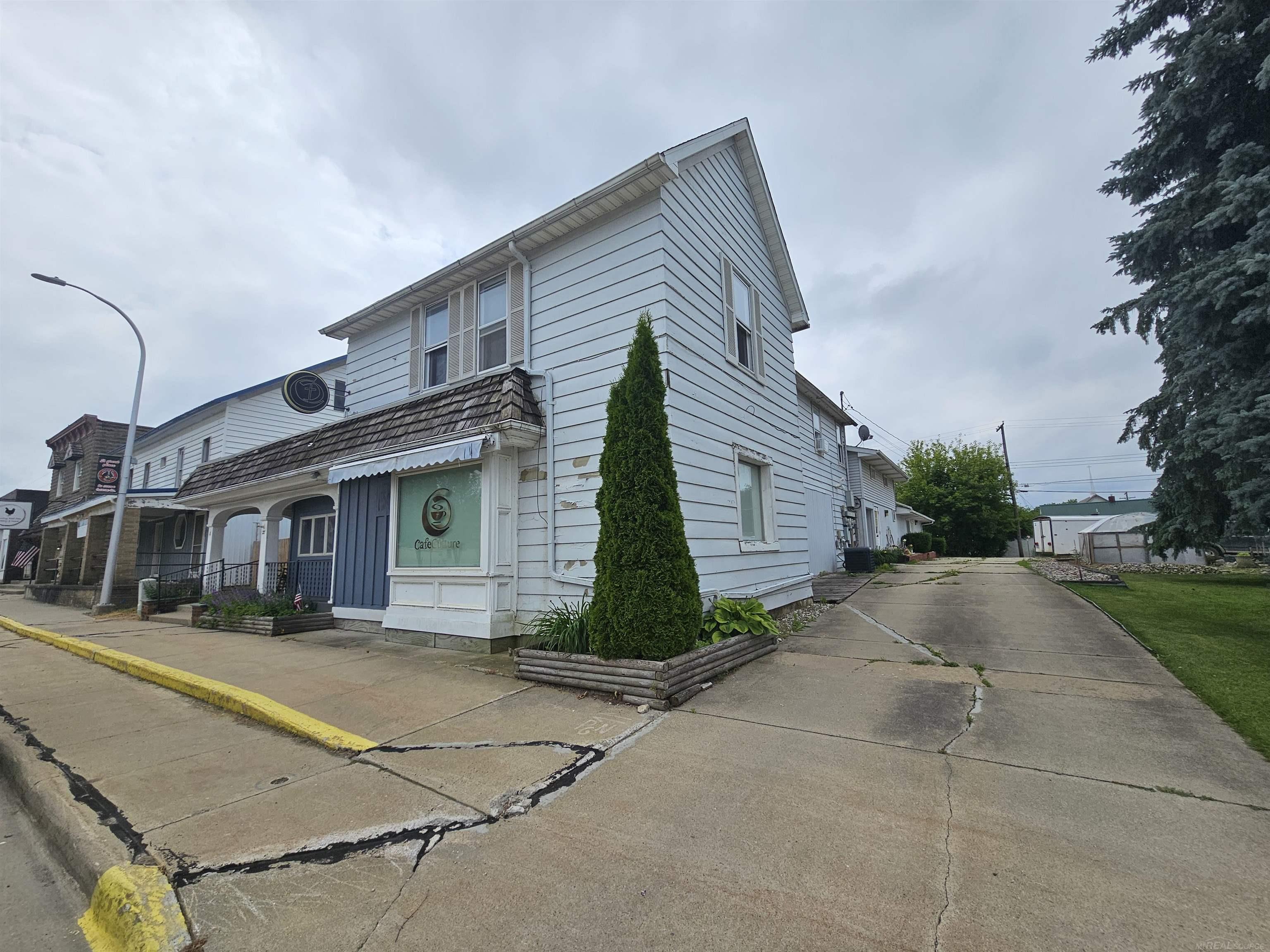 29 W Lapeer Street