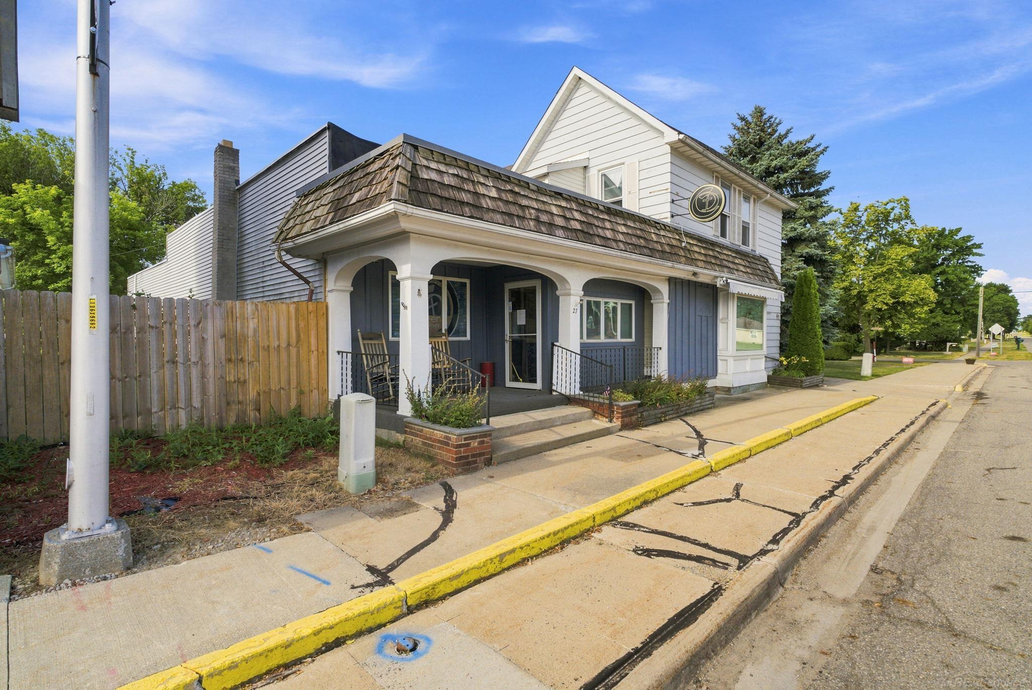 29 W Lapeer Street