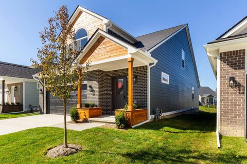 27633 Maryjane Lane E Chesterfield Township Macomb MI 48047