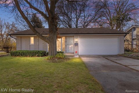 20125 Harbor Lane Southfield City MI 48076