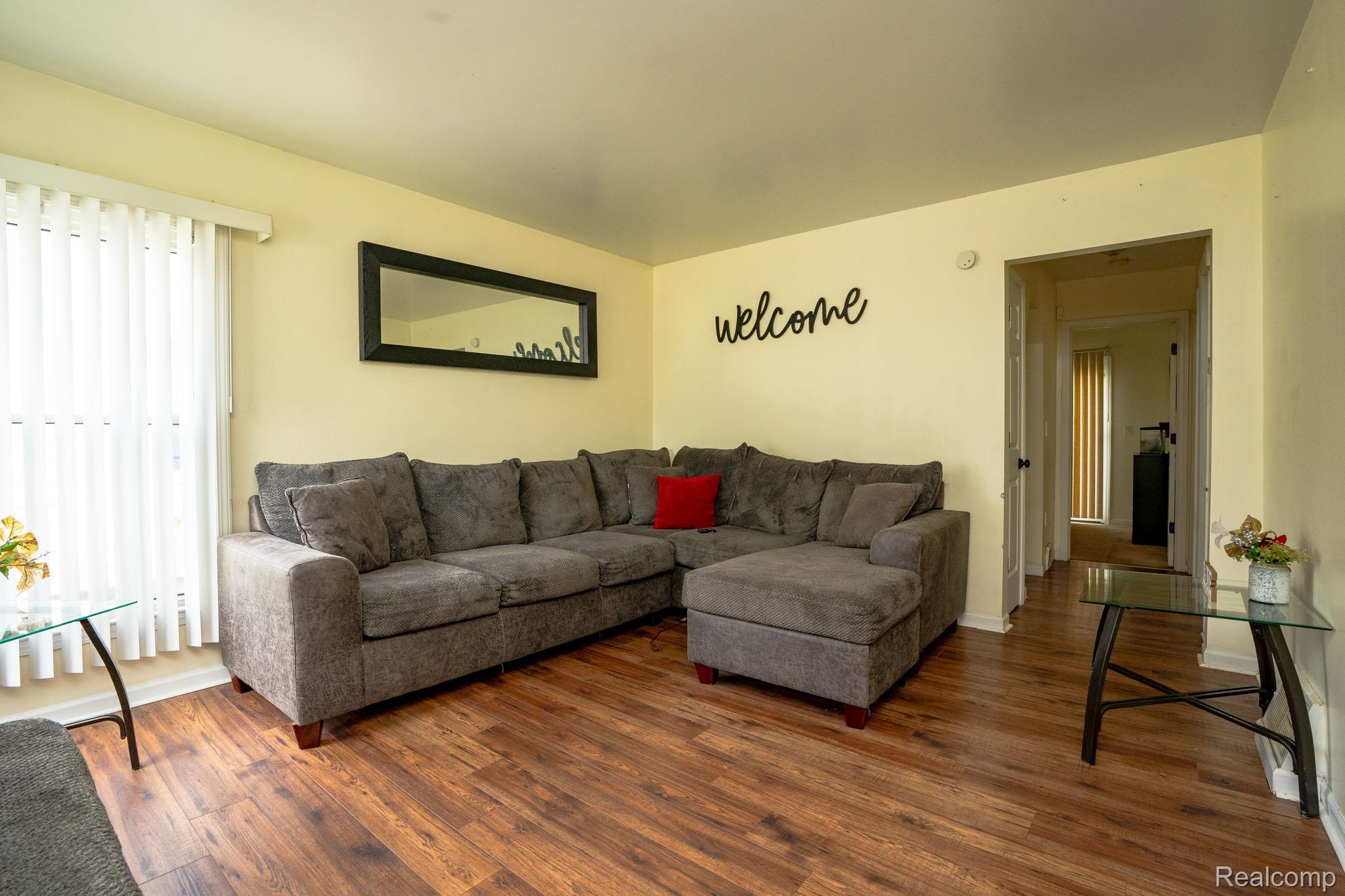 19725 Kingsville Street