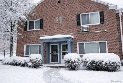 320 Sheffield Avenue Flint City MI 48503