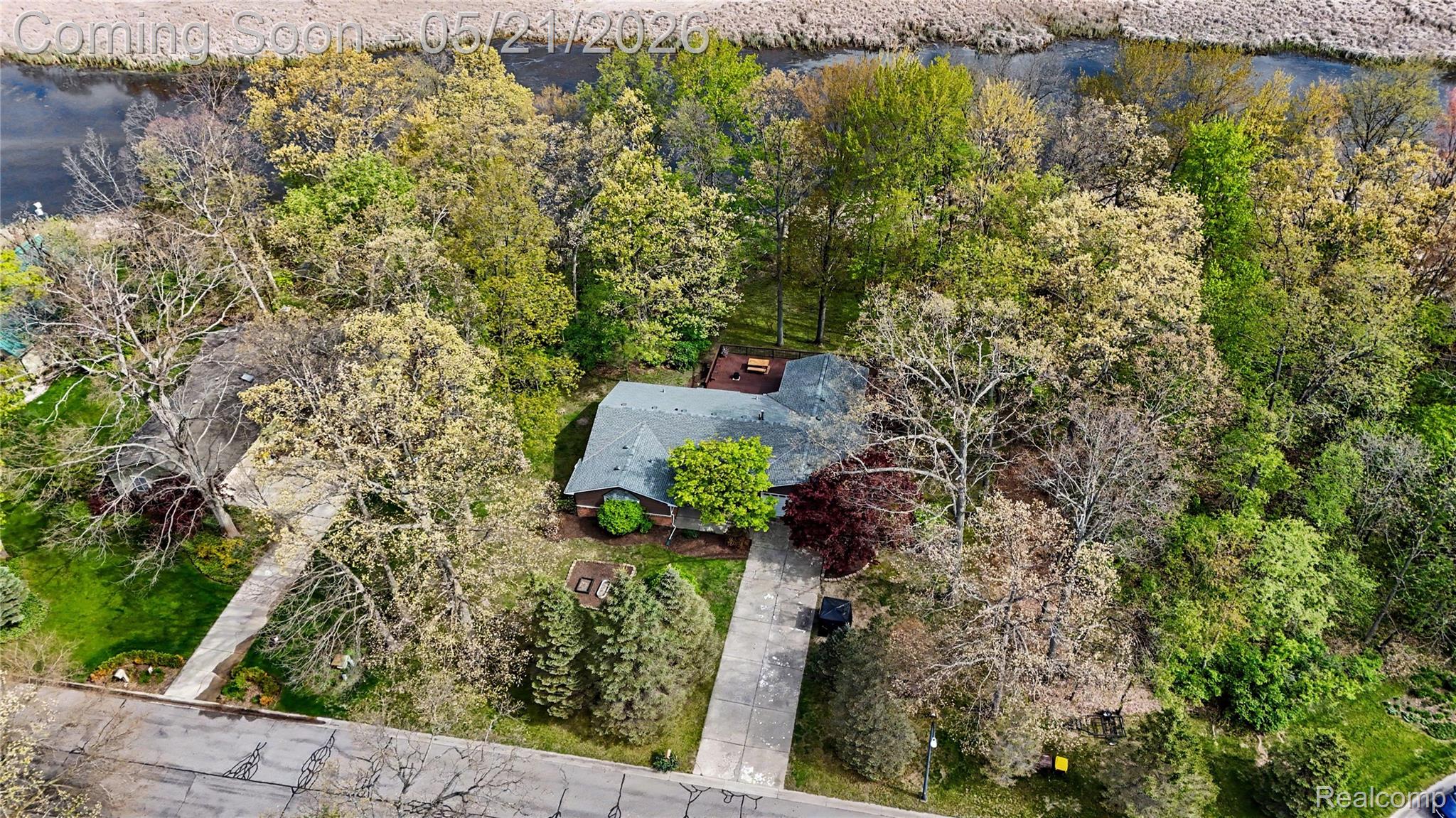 406 Fairwood Road