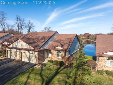 7121 Bluewater Drive Village Of Clarkston City MI 48348