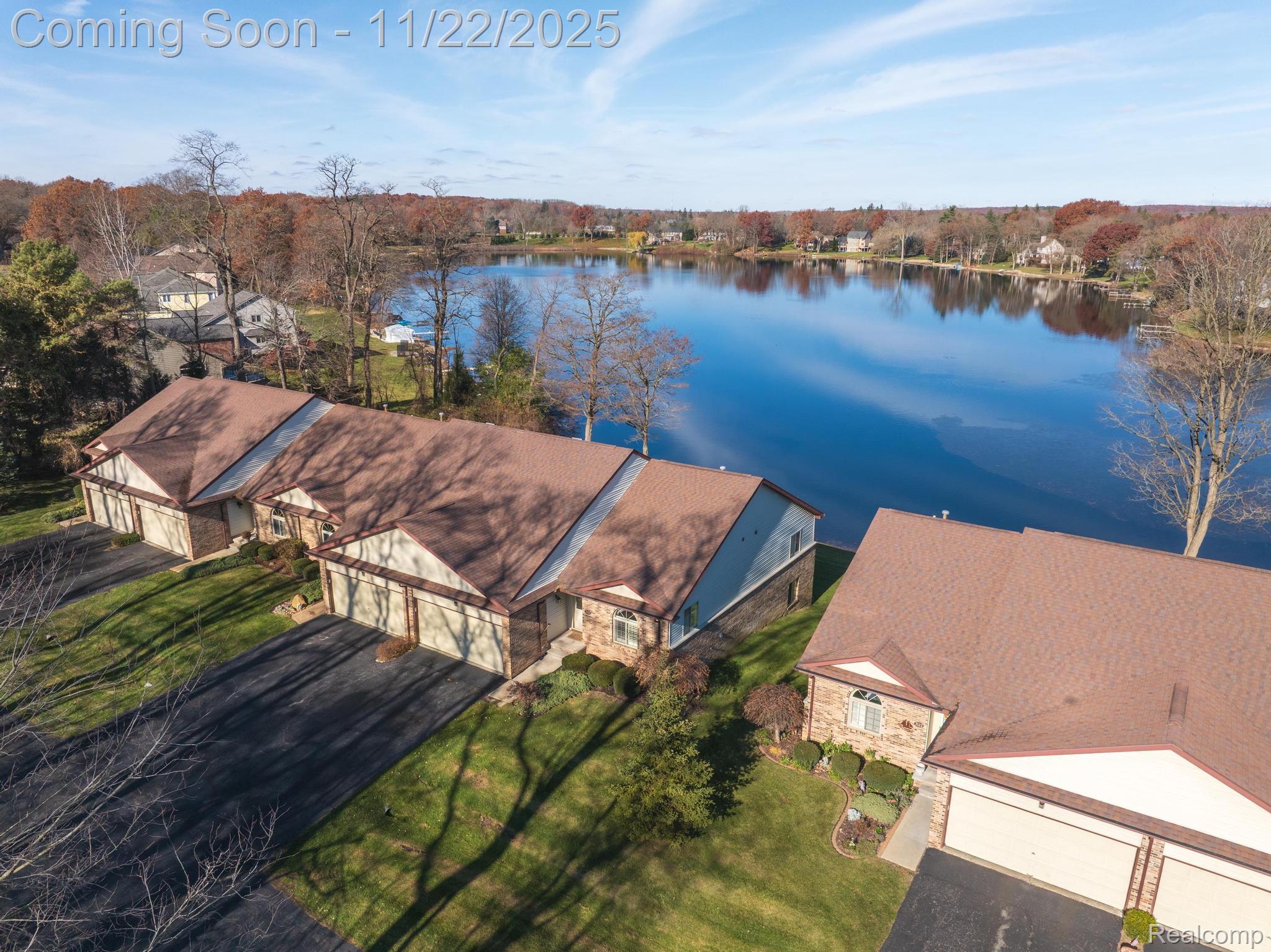 7121 Bluewater Drive