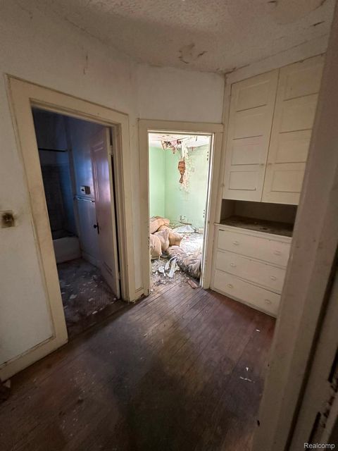 Tiny photo for 231 W Bennett Avenue, Ferndale City, MI 48220 (MLS # 20261021198)