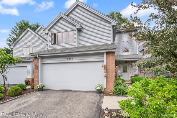 6595 SCENIC PINES CT, CLARKSTON, MI 48346 - Image 762c733b253456dee78ad8df4e7c7939/4123174449
