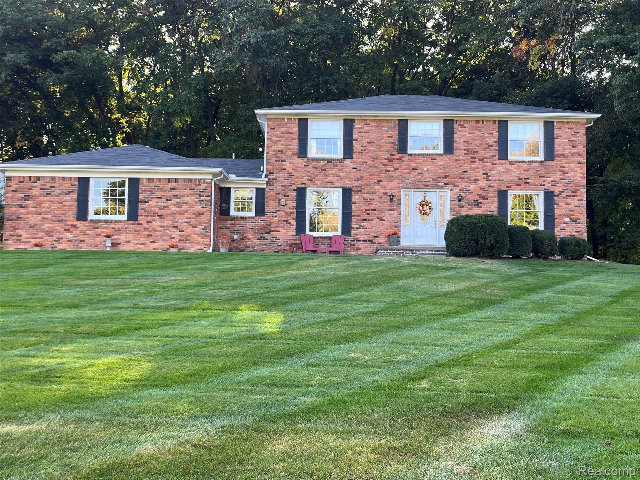 5540 Bostall Woods Drive