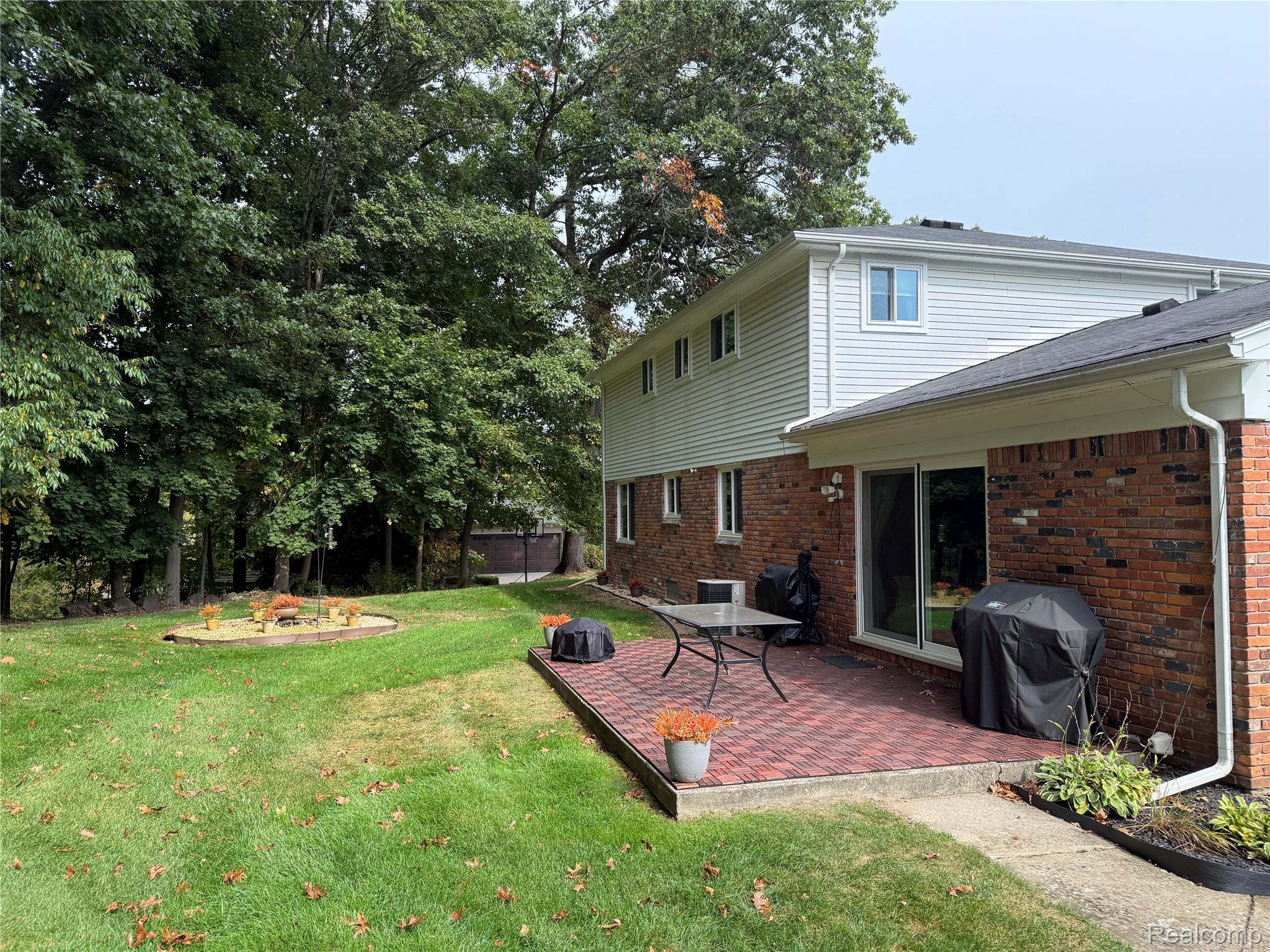 5540 Bostall Woods Drive