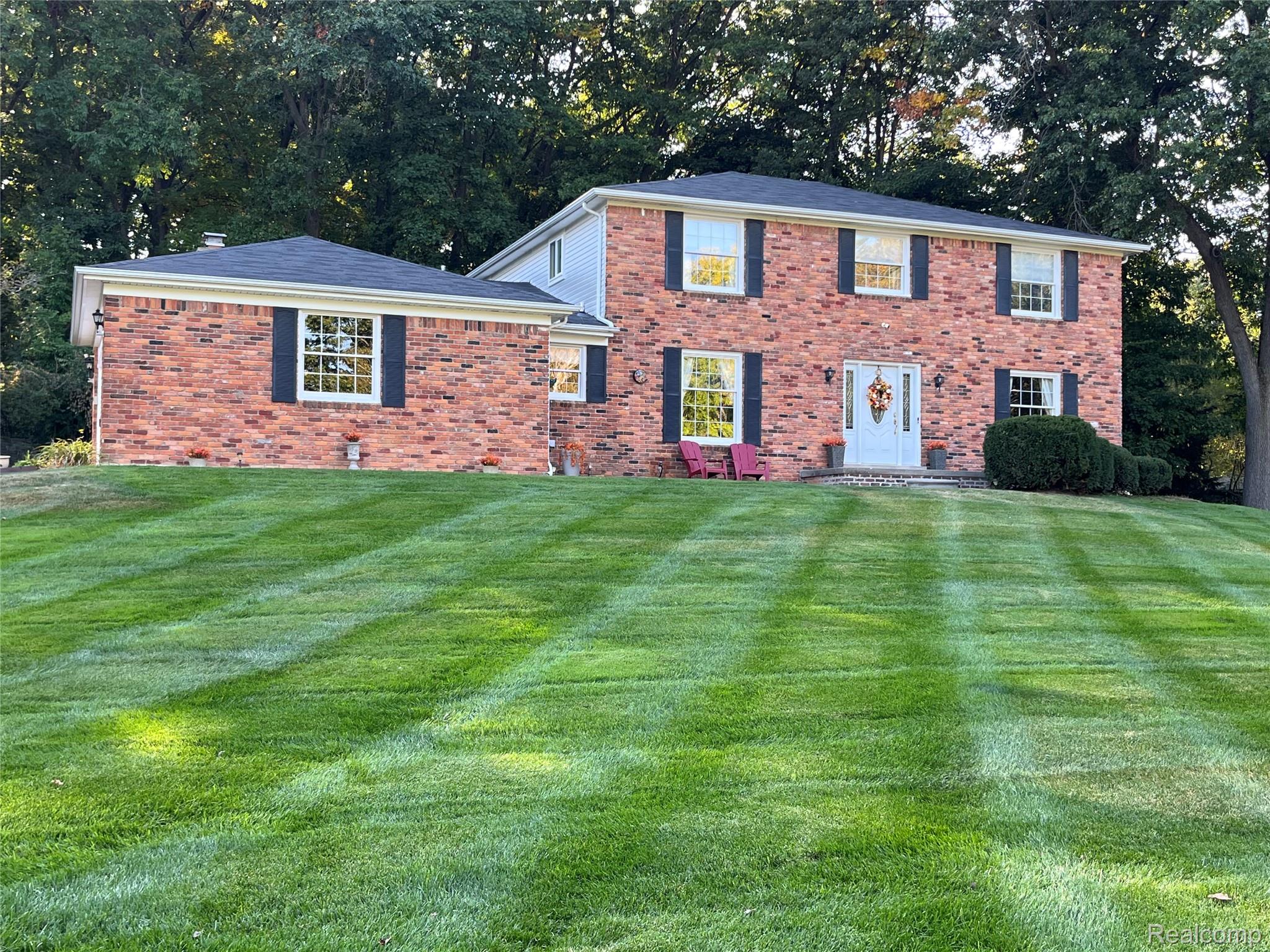 5540 Bostall Woods Drive