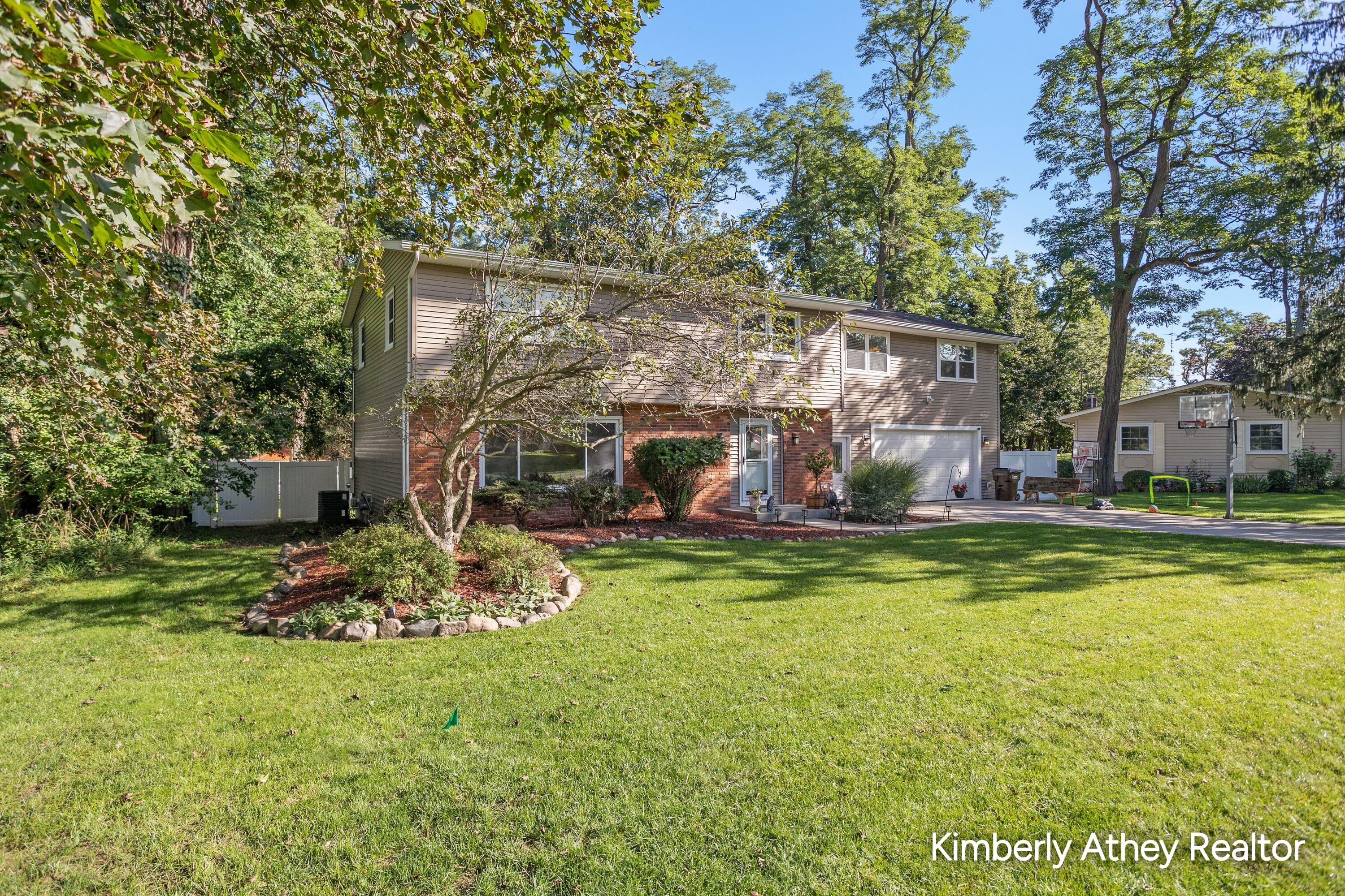 1730 Maunta Lane