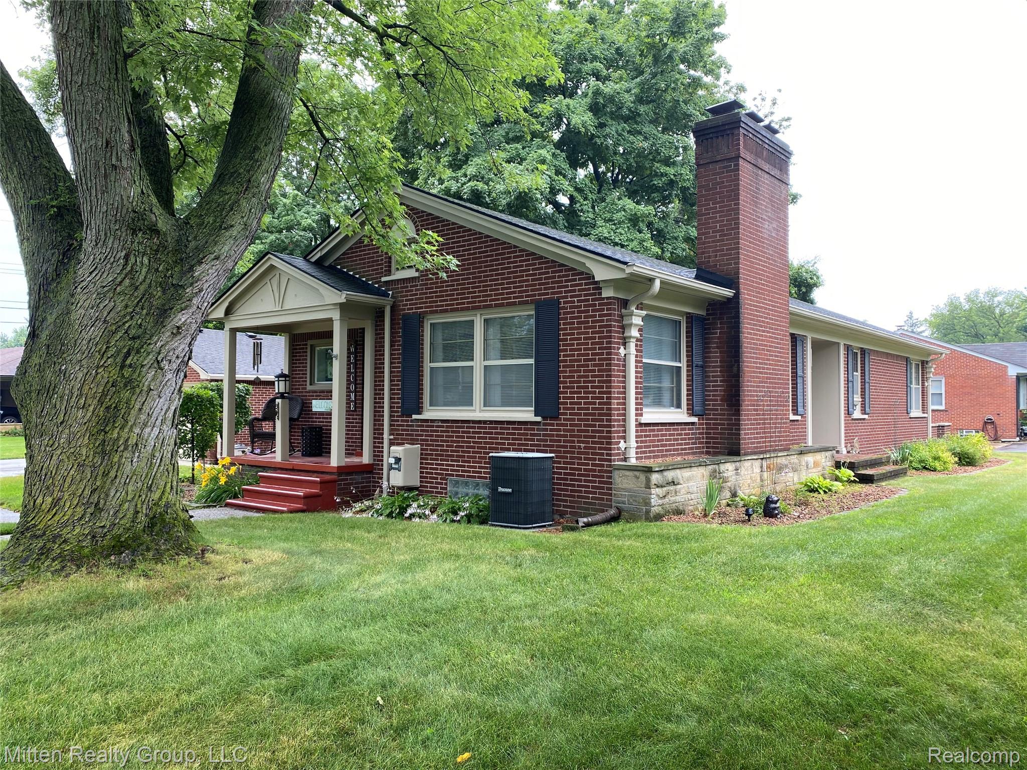 41079 E Ann Arbor Trail