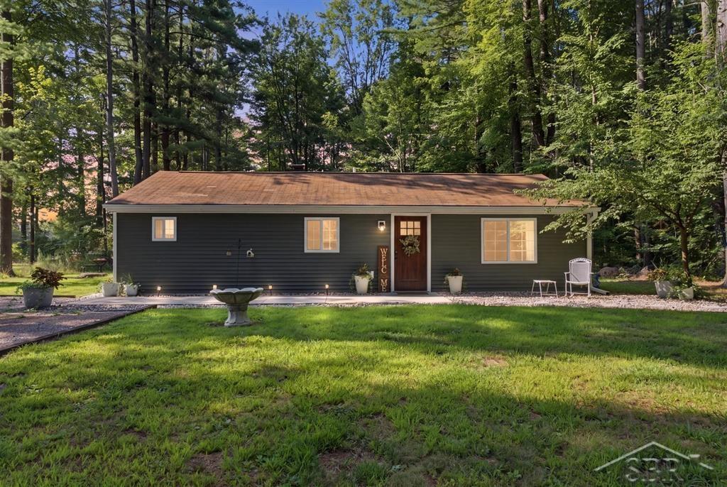 573 W Lemke Lane