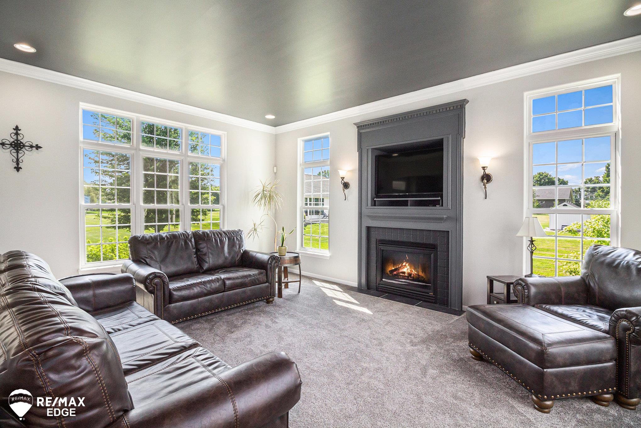 1077 Christine Drive
