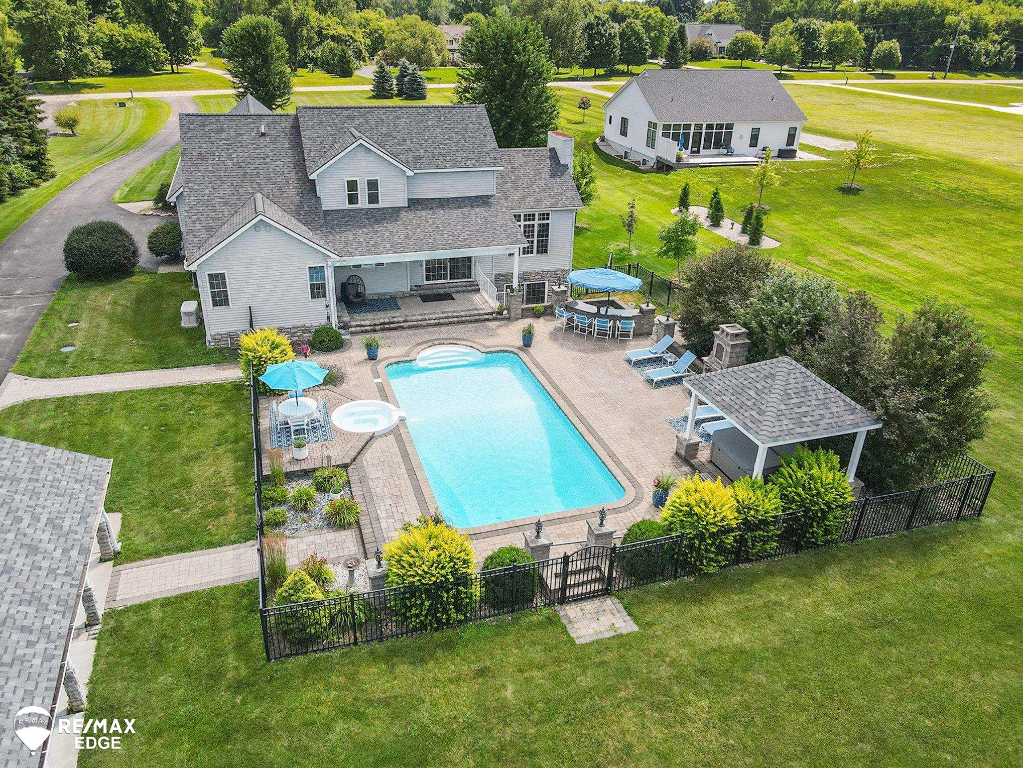 1077 Christine Drive