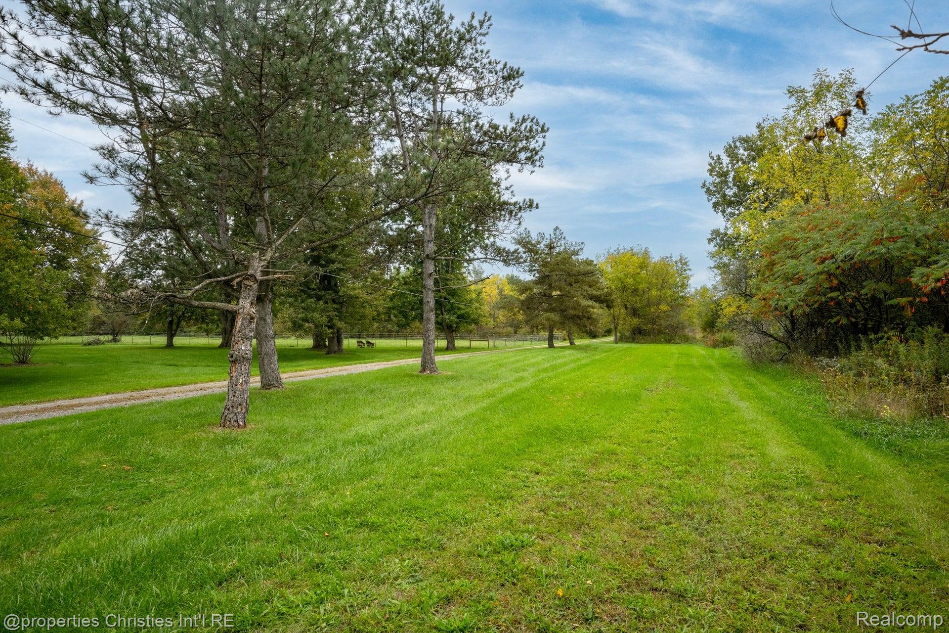 10710 7 Mile Road