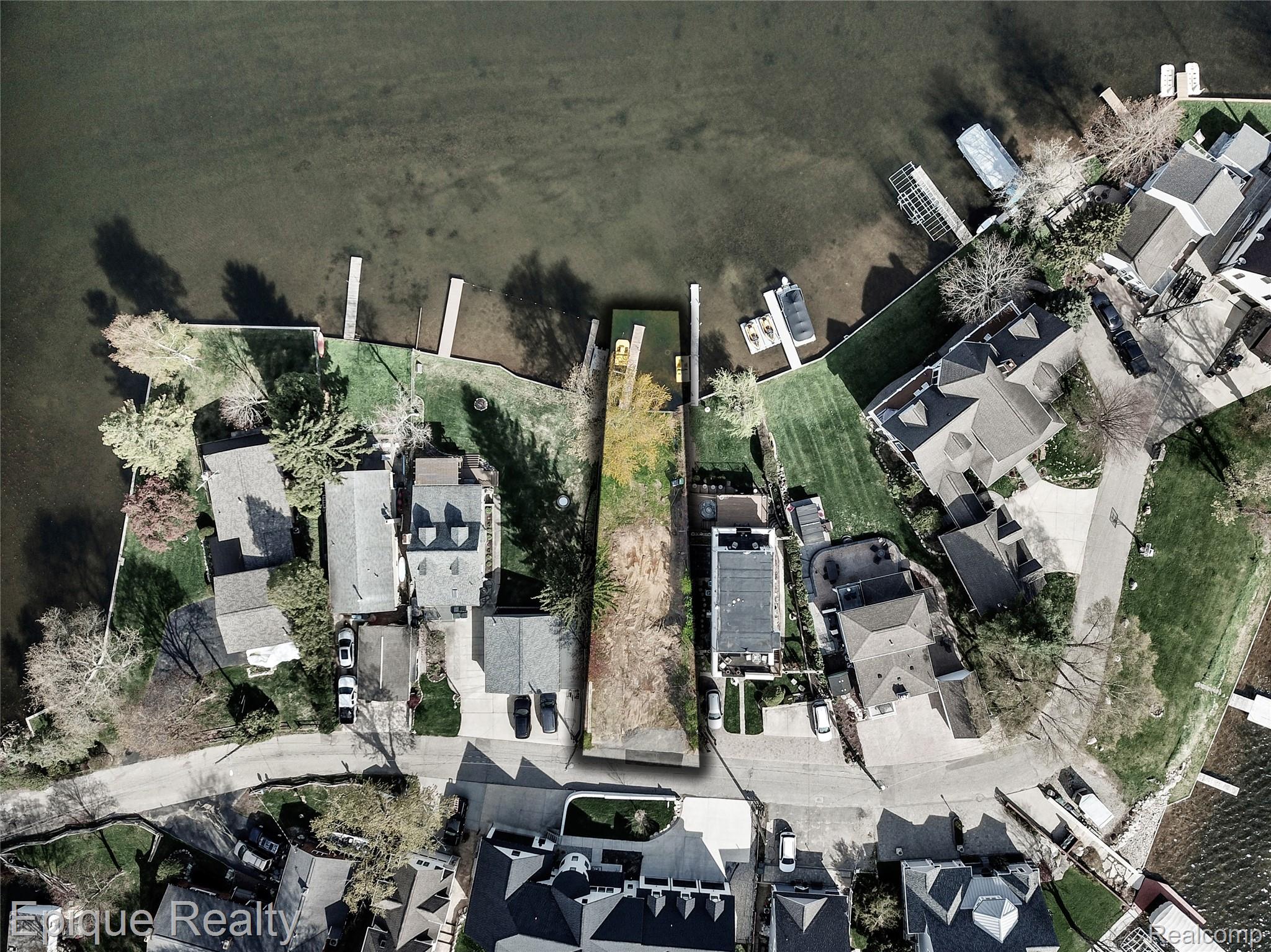 296 Shady Oaks Street