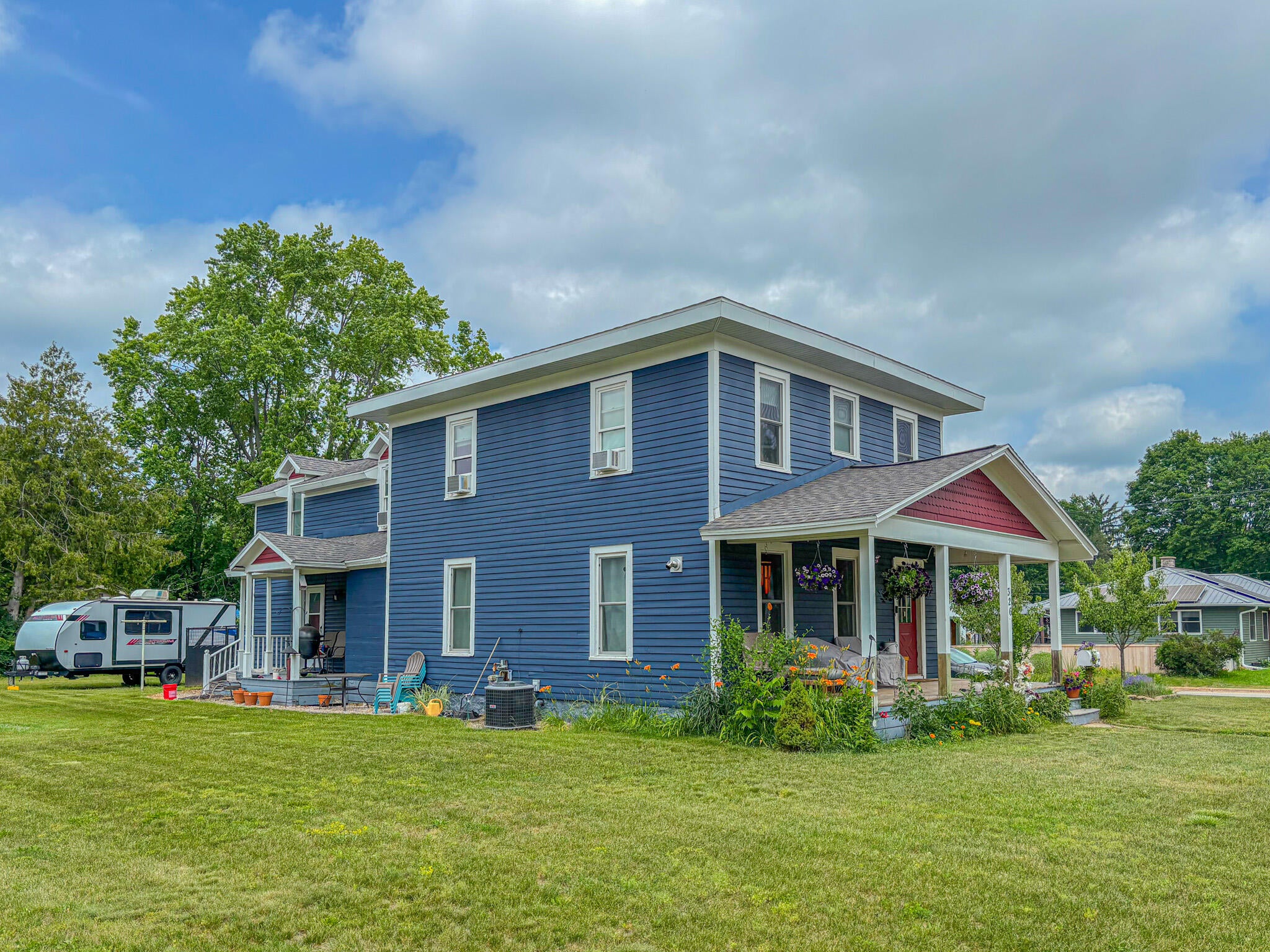 326 W Bridge Street