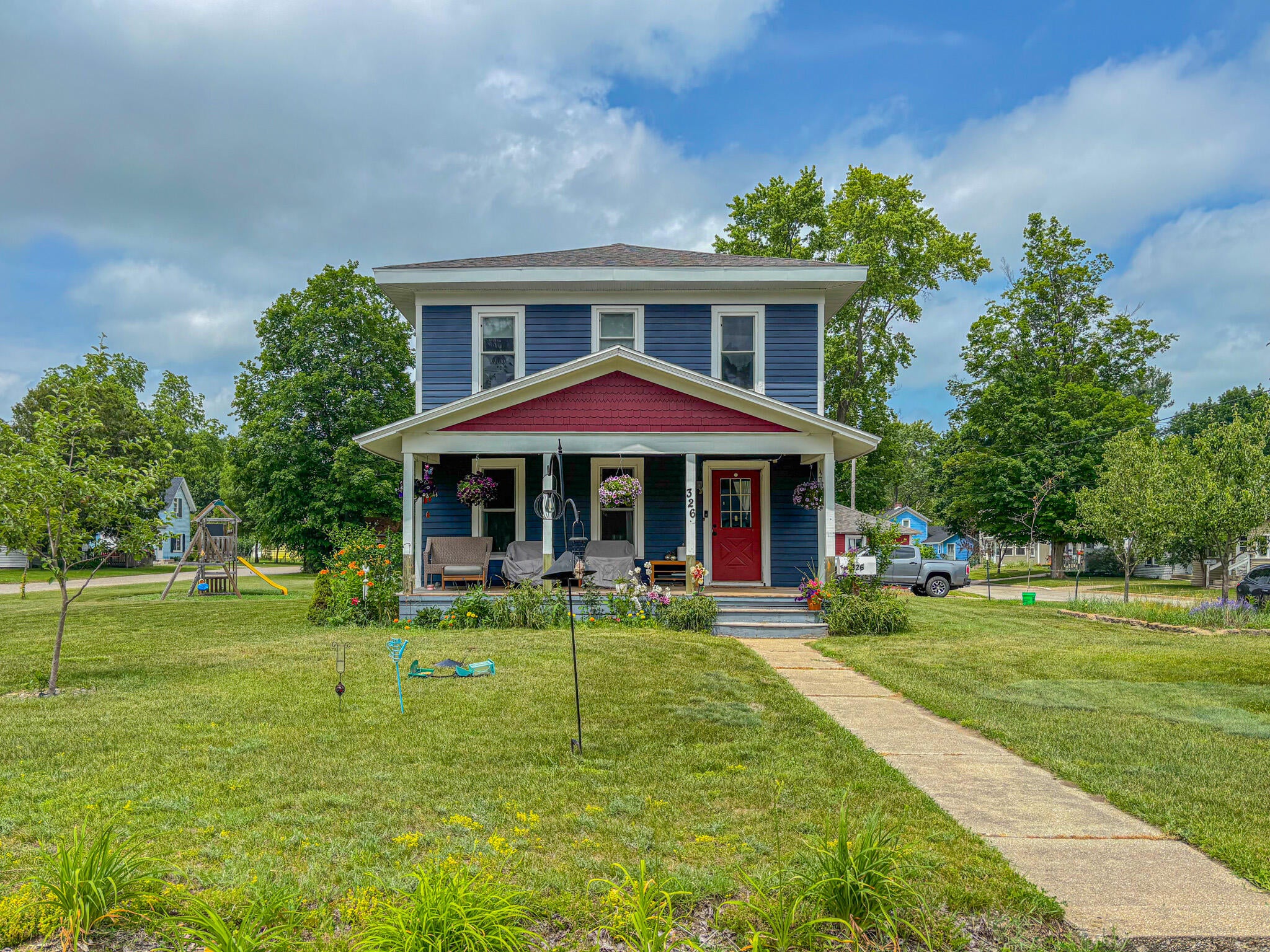 326 W Bridge Street