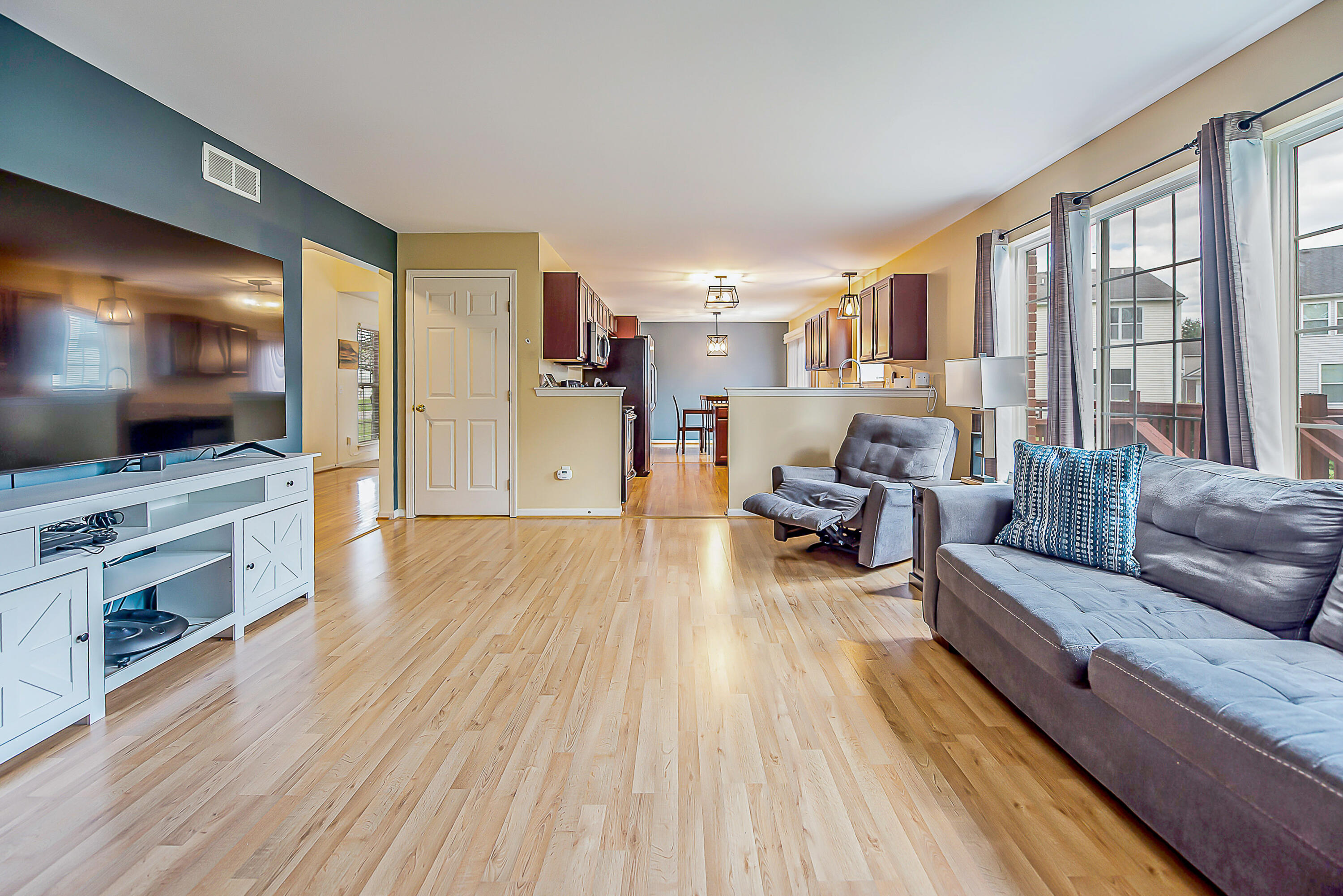 8876 Tamarack Lane
