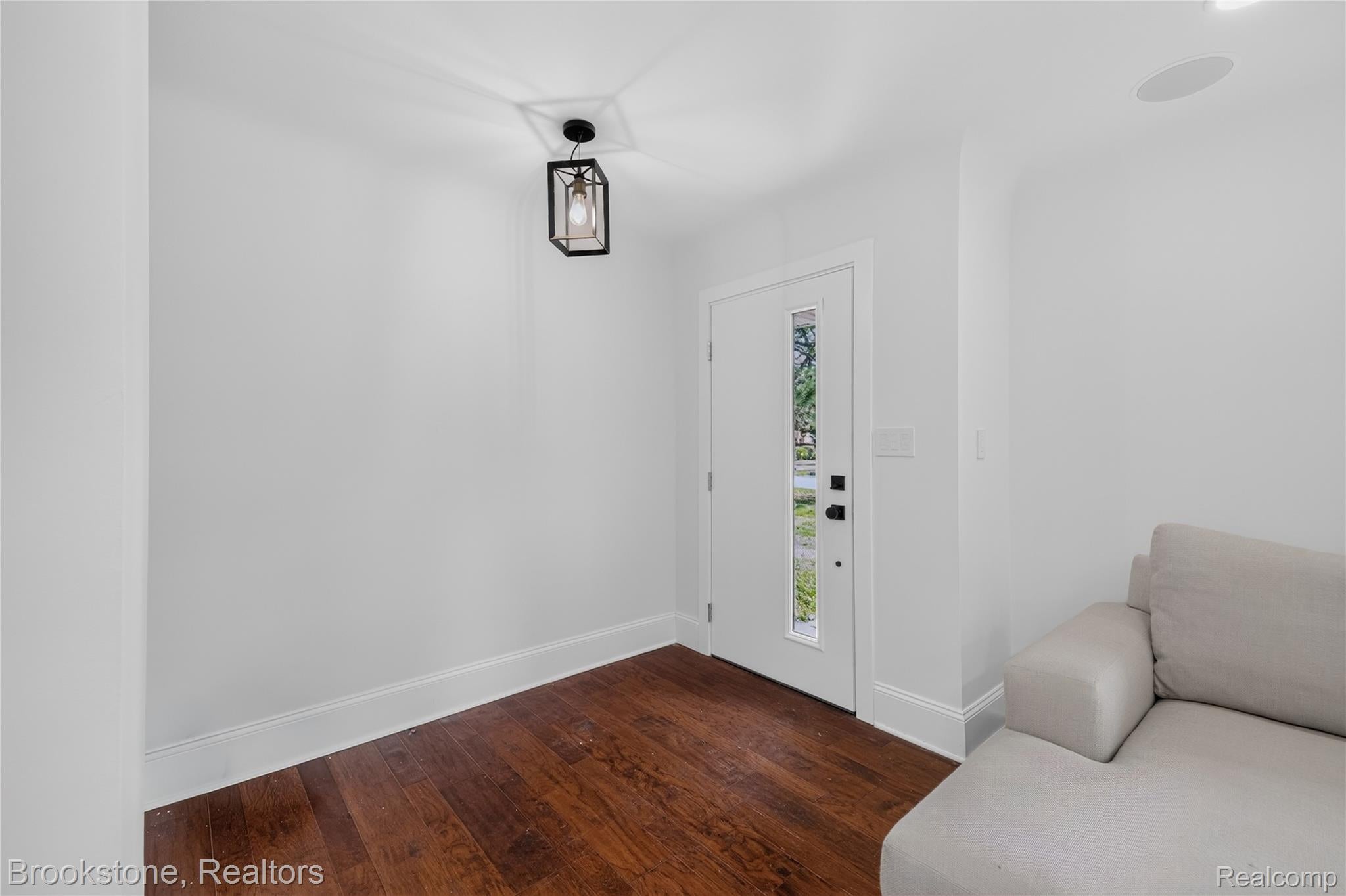 2768 Hillendale Drive