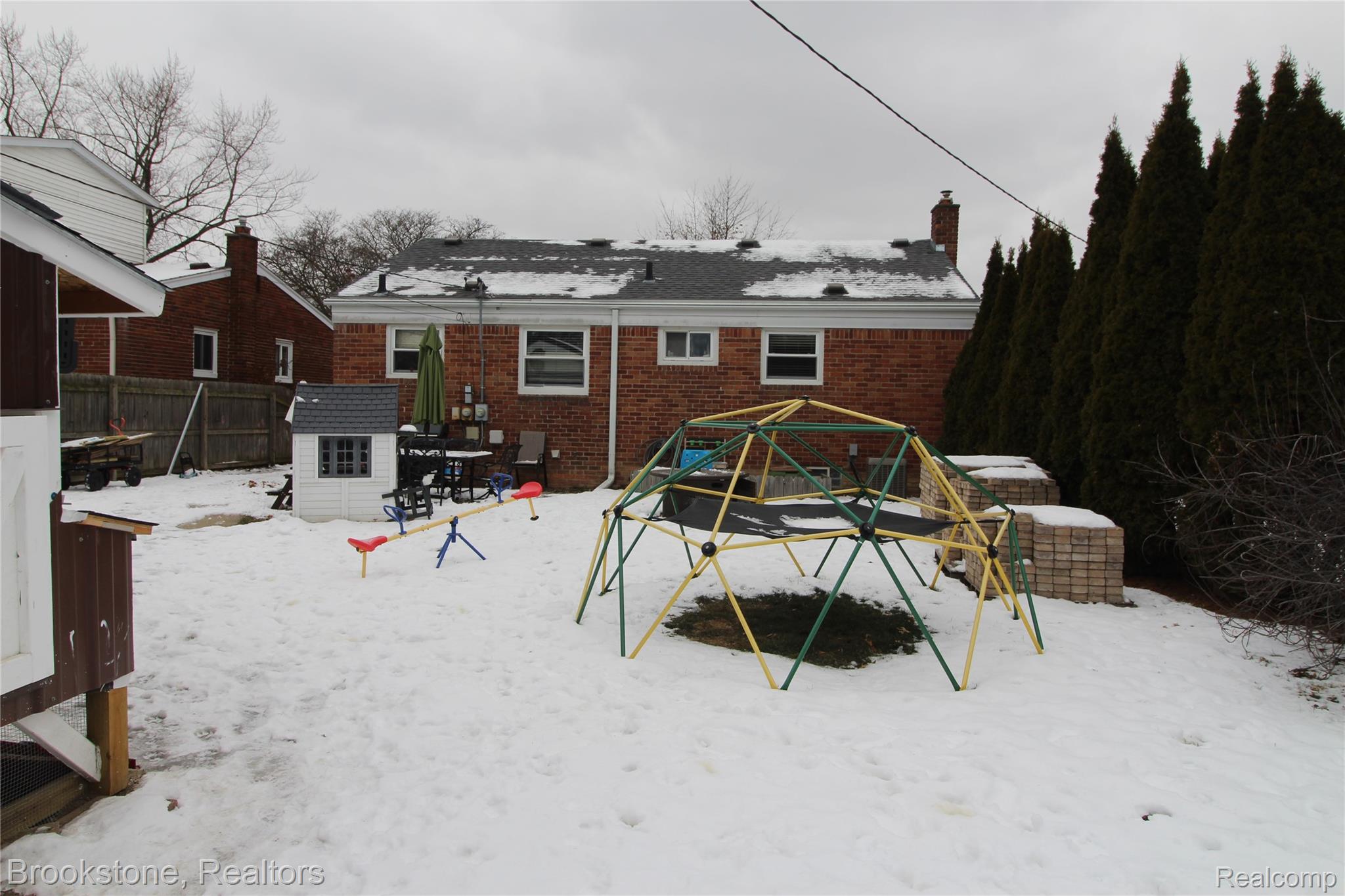 24524 Johnston Avenue