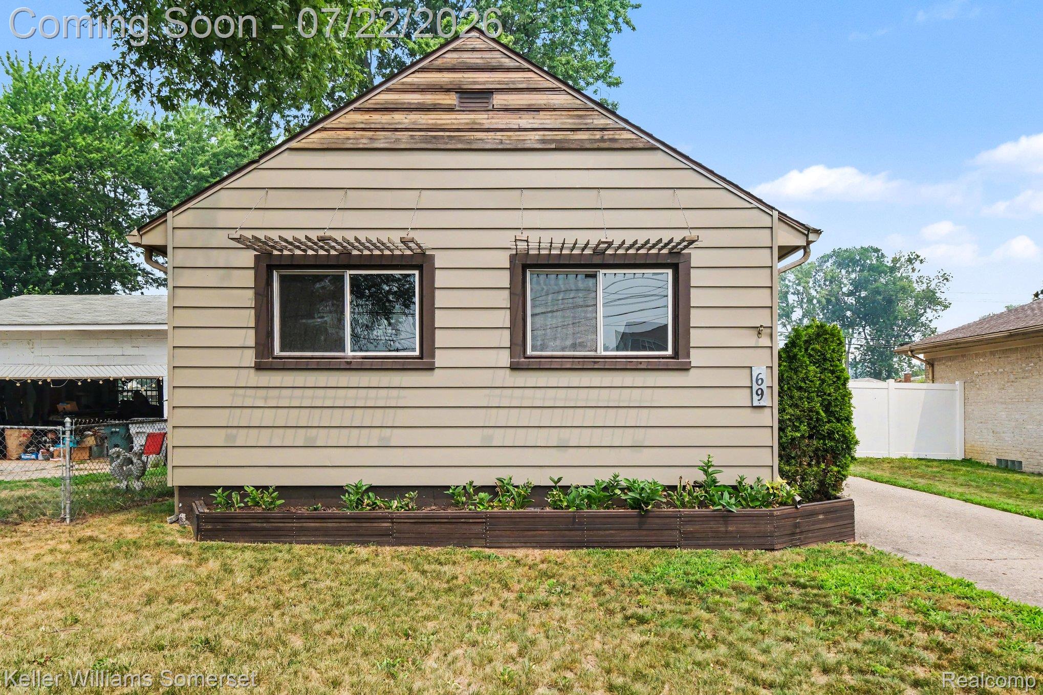 69 E Annabelle Avenue