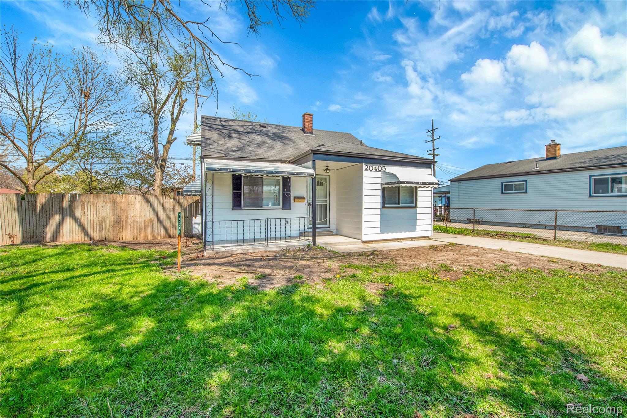 20405 E East 11 Mile Rd Road