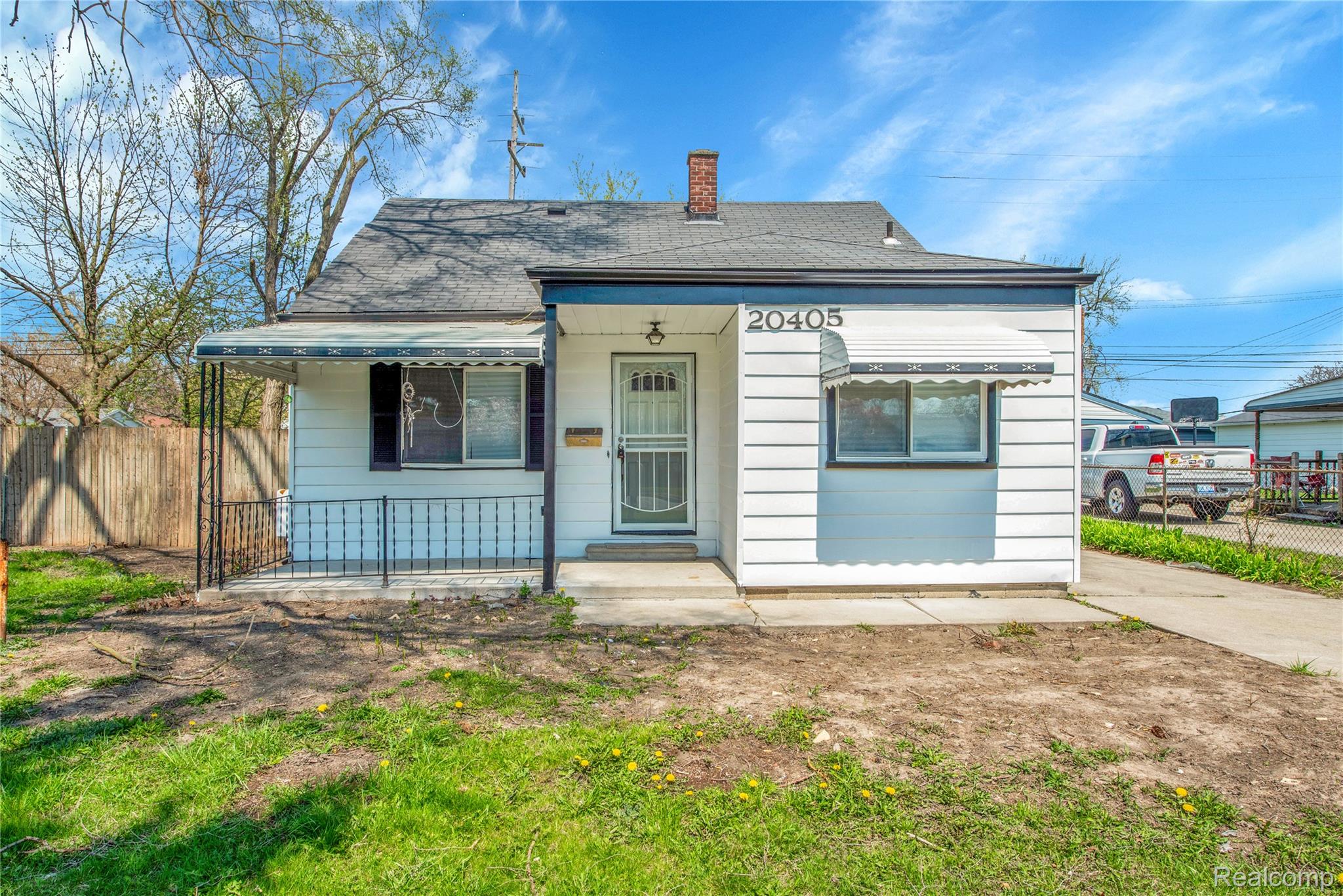 20405 E East 11 Mile Rd Road