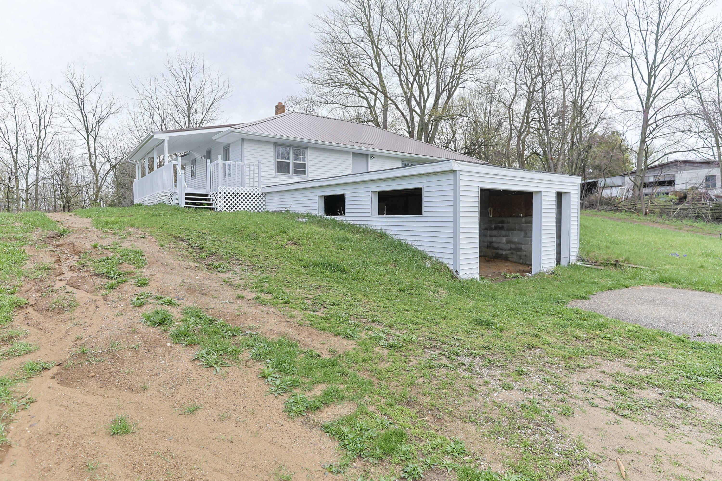 1582 Bakertown Road